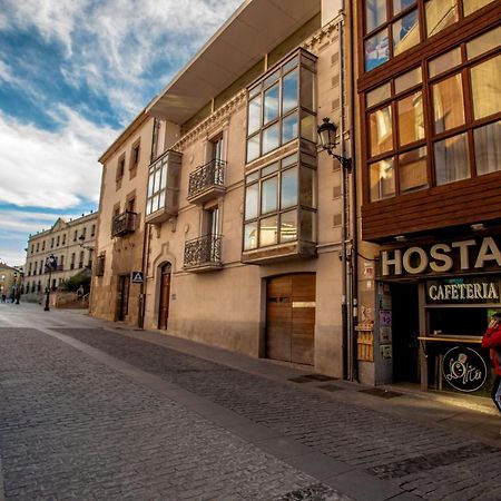 Hostal Caballeros Soria Eksteriør billede