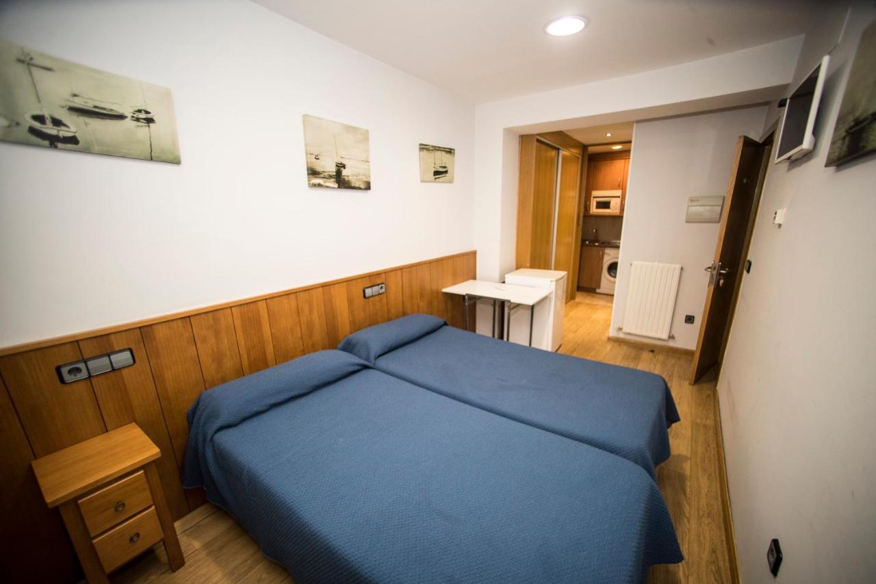 Hostal Caballeros Soria Eksteriør billede