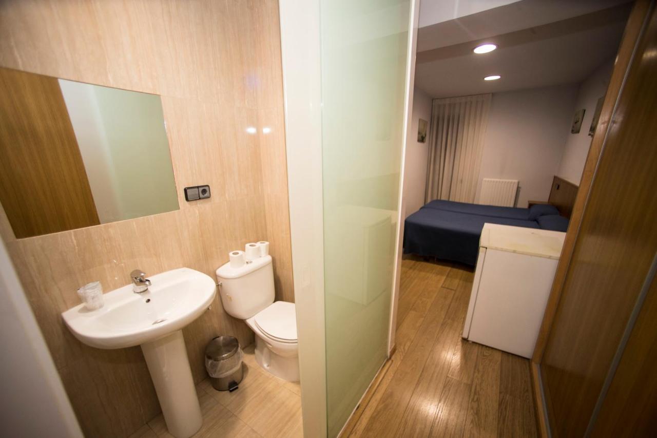 Hostal Caballeros Soria Eksteriør billede
