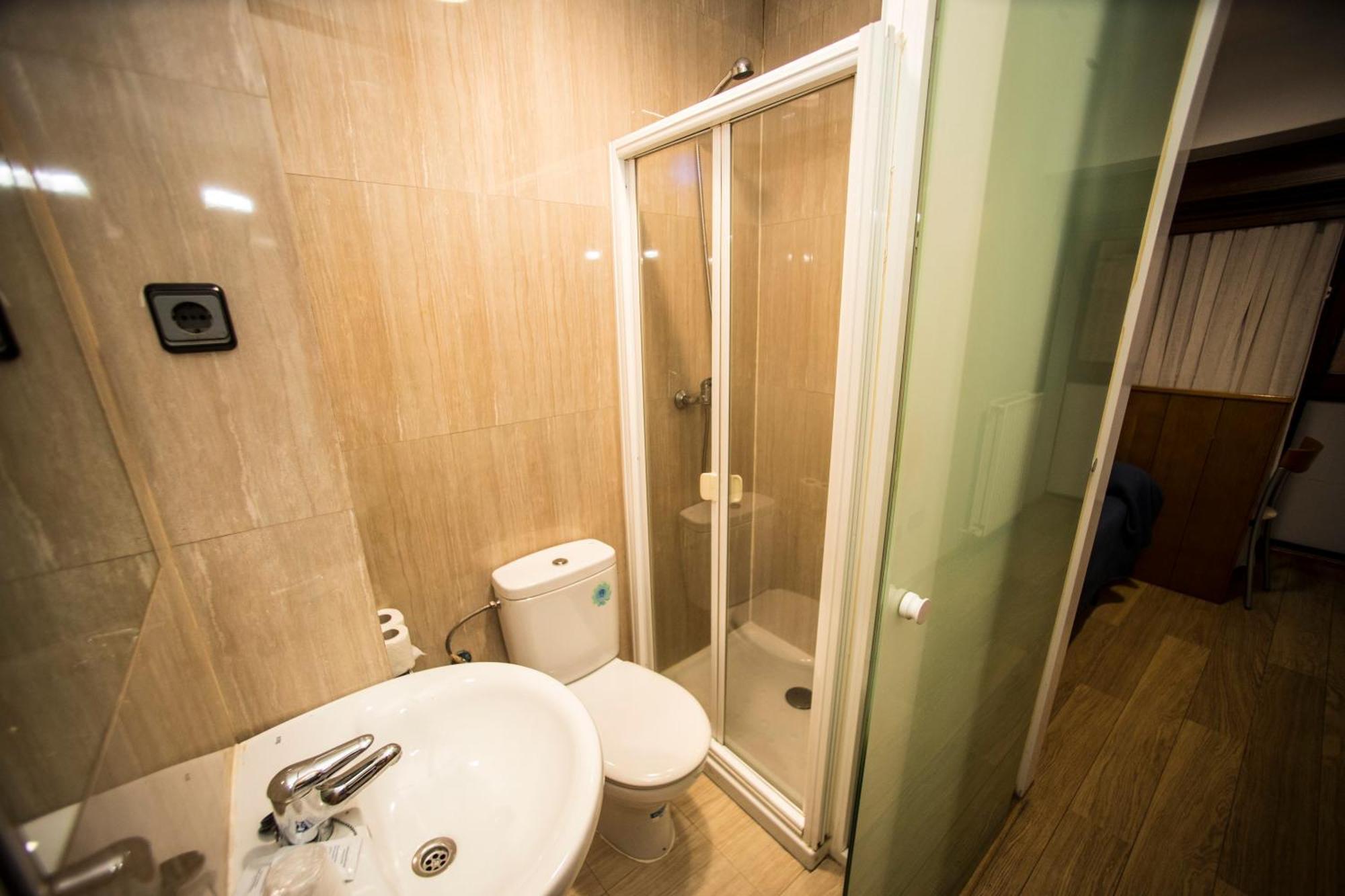 Hostal Caballeros Soria Eksteriør billede