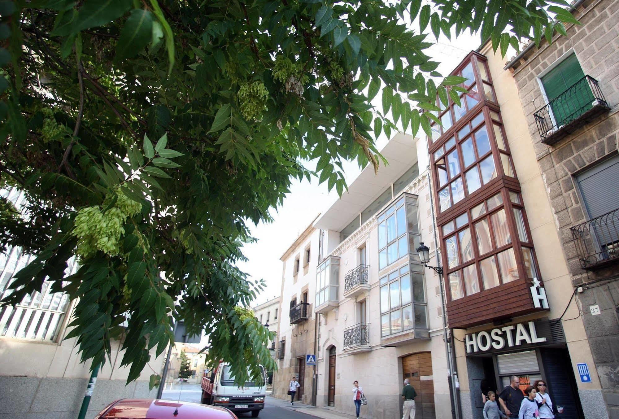Hostal Caballeros Soria Eksteriør billede